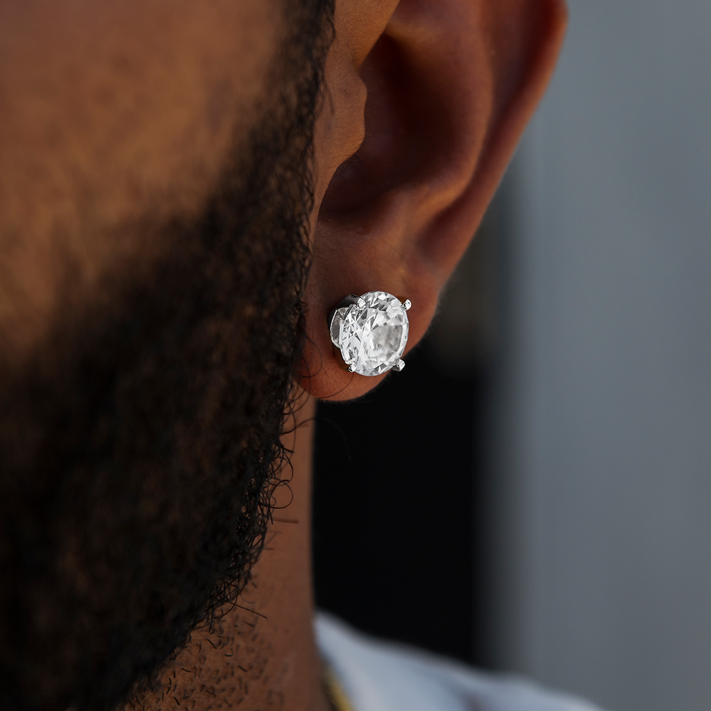 10mm Round Cut Diamond Stud Earrings in White Gold