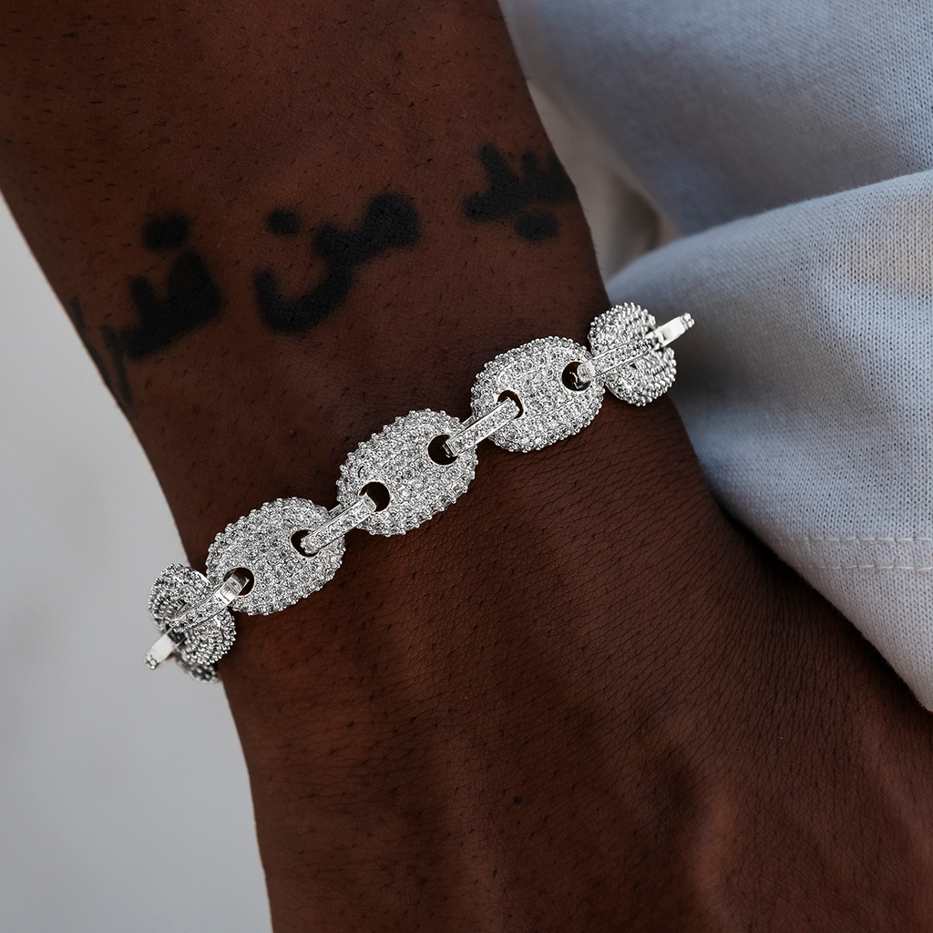 Diamond Puffed Mariner Bracelet in White Gold- 12mm