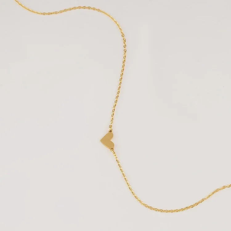 The Heart Pendant Necklace
