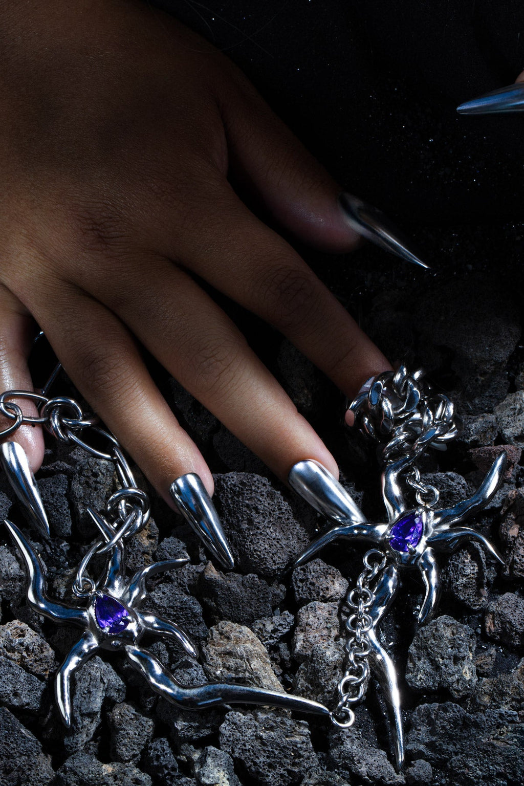 Arakhne x Maleeka Moss