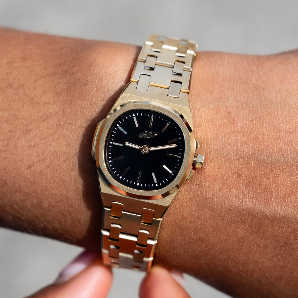 25MM Mini Visionary Stainless Steel Band Watch - Gold - Black Dial