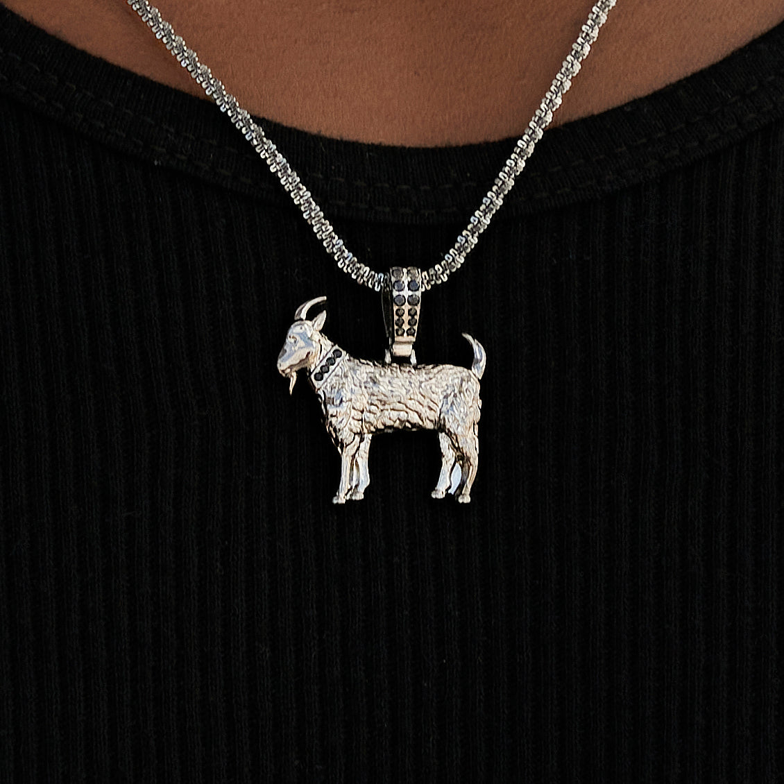 Micro Simple Goat Pendant in Black