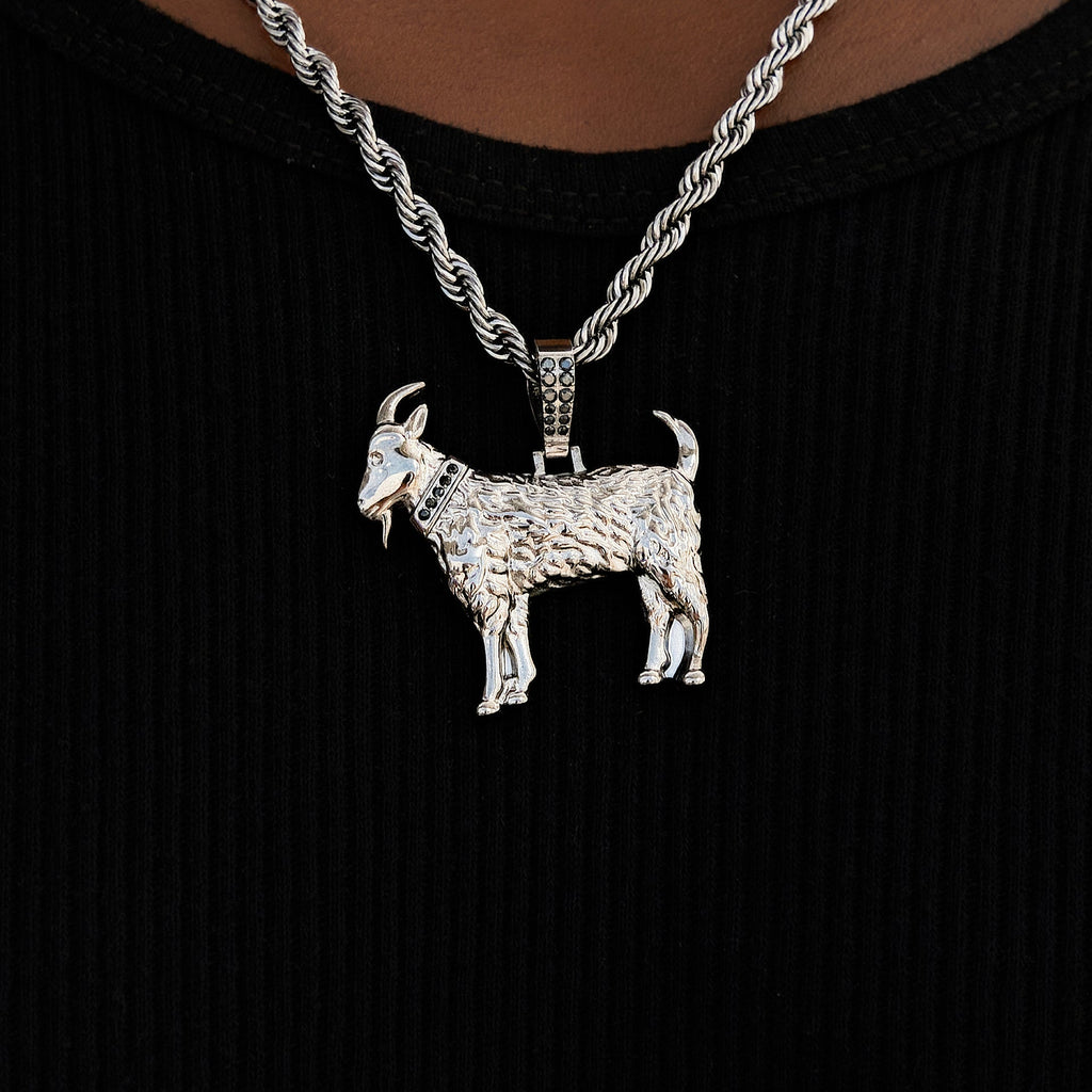 Simple Goat Pendant in Black