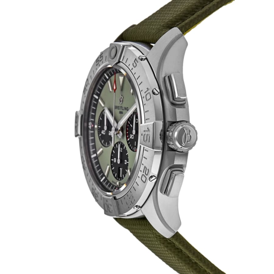 Breitling Avenger B01 Chronograph 44 Automatic Green Dial Leather Strap Men's Watch AB0147101L1X1