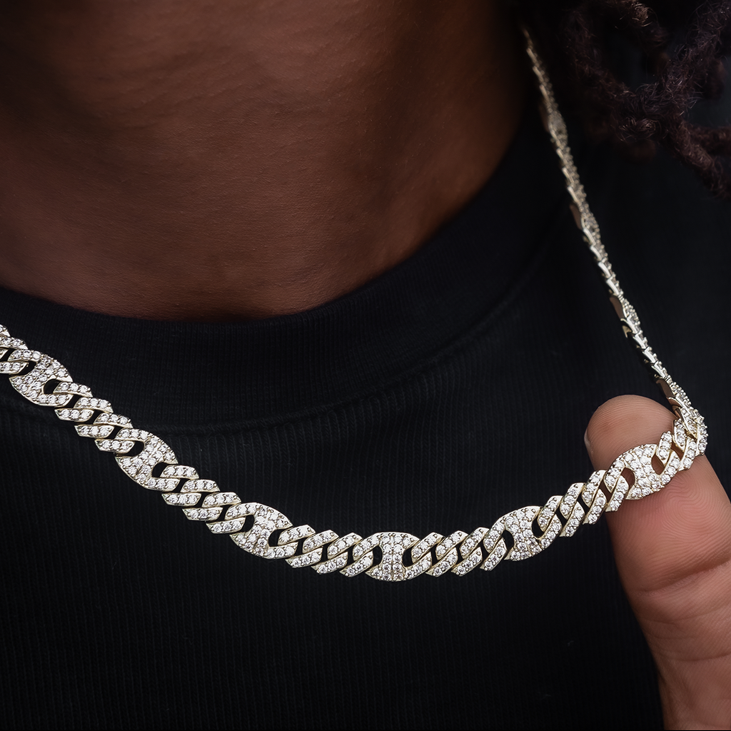 Iced Mariner Cuban Chain in Yellow Gold- 9mm