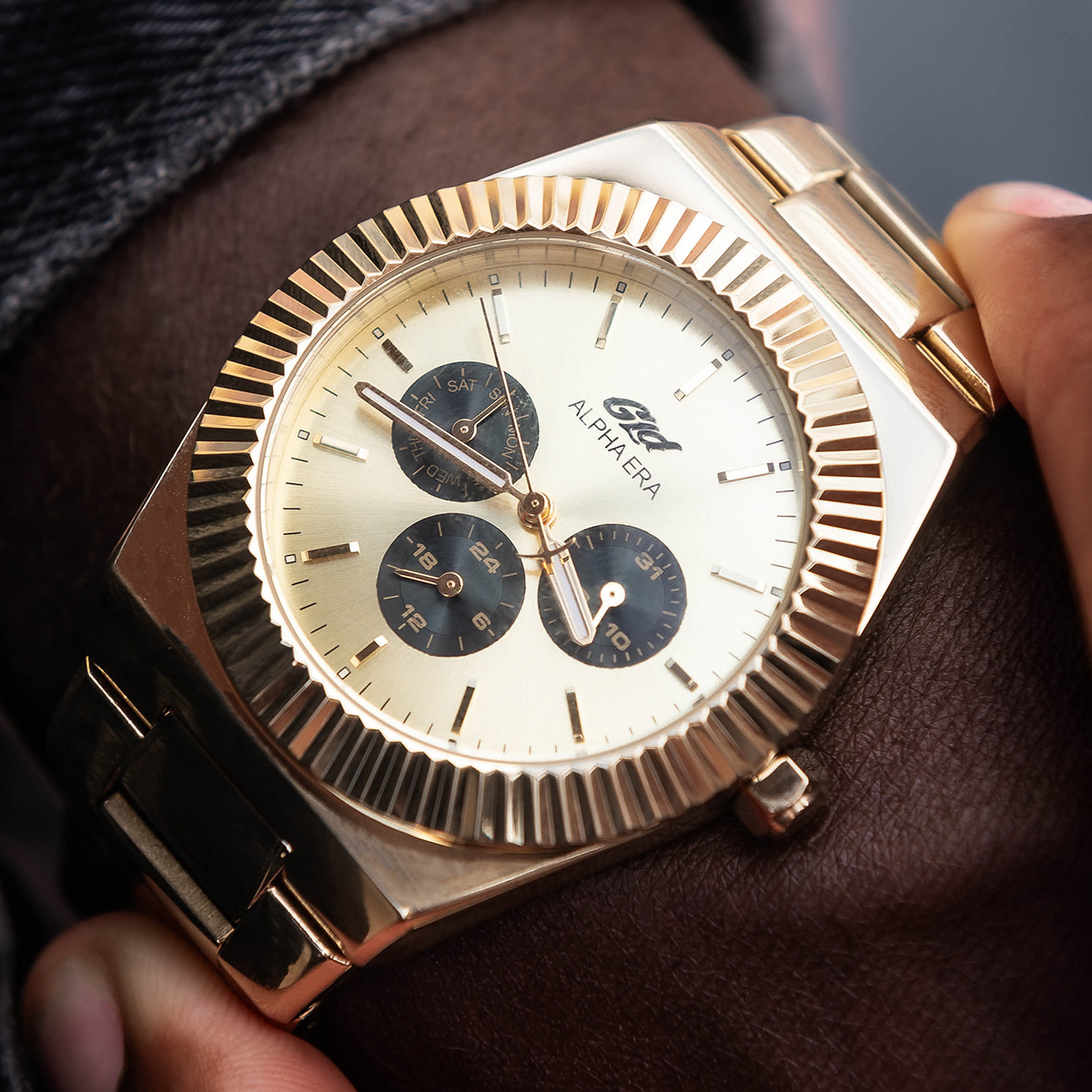 42MM Black Chrono Dial Fluted Bezel Alpha Era®