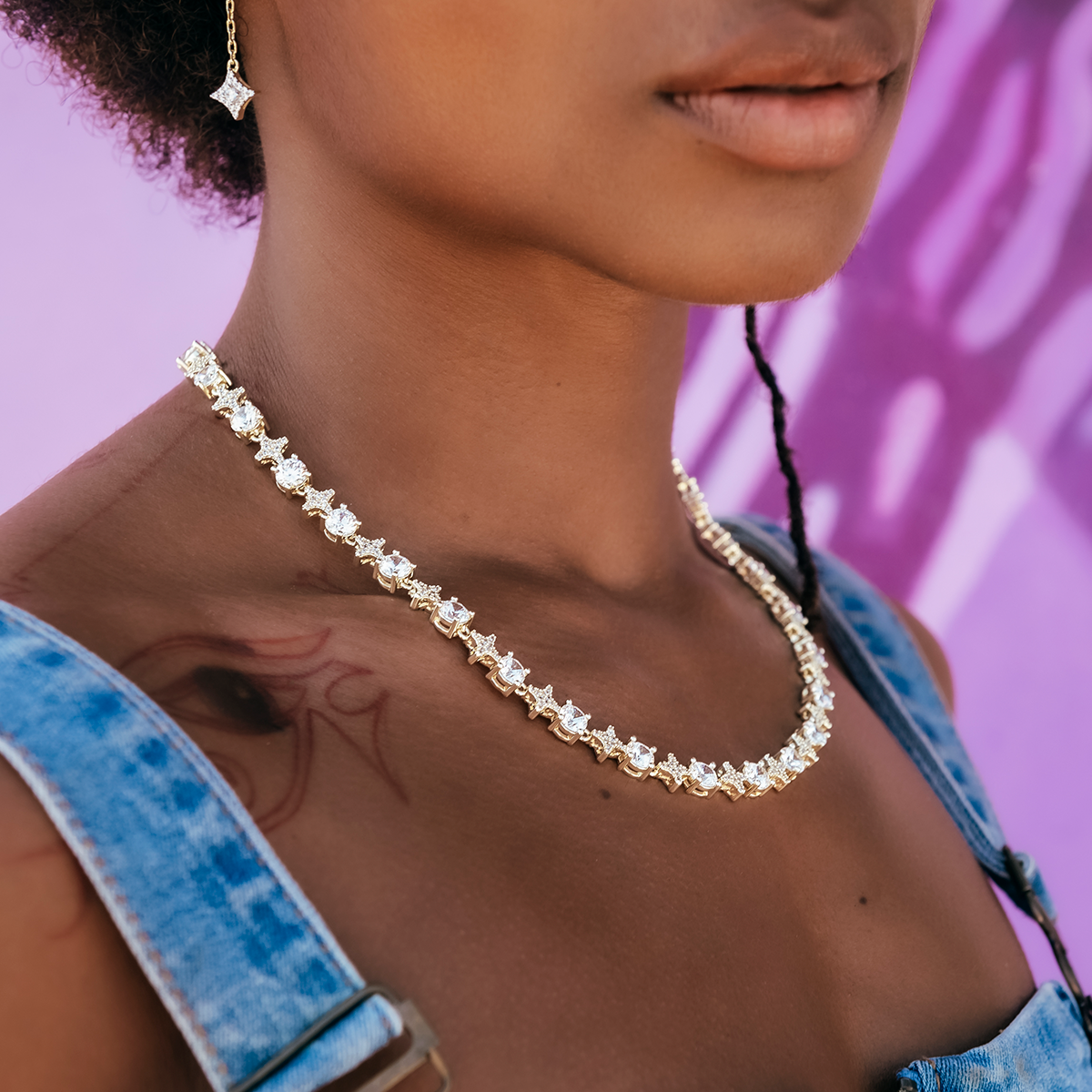 Round Stone Star Tennis Necklace