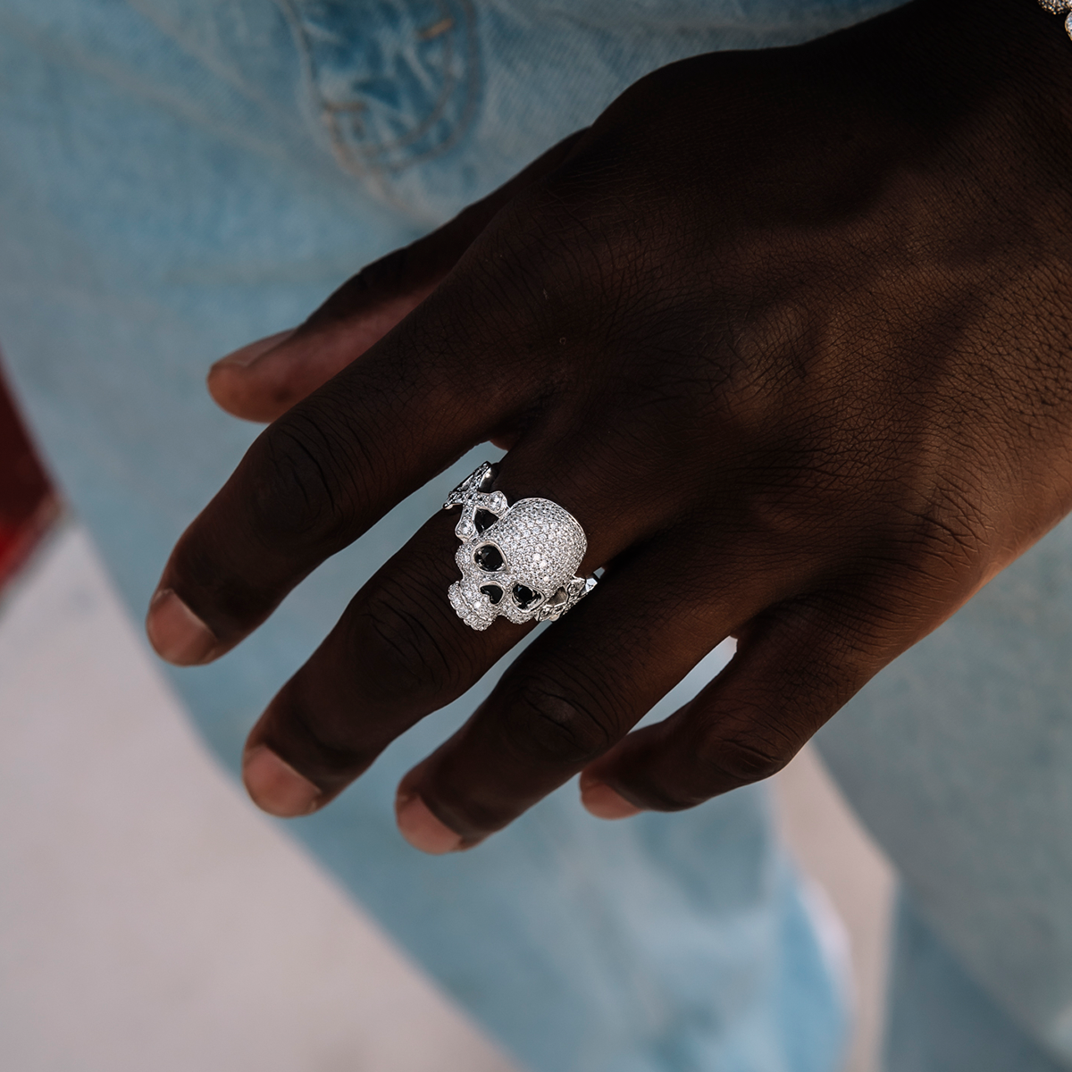 Pave Skull Ring in White Gold Vermeil