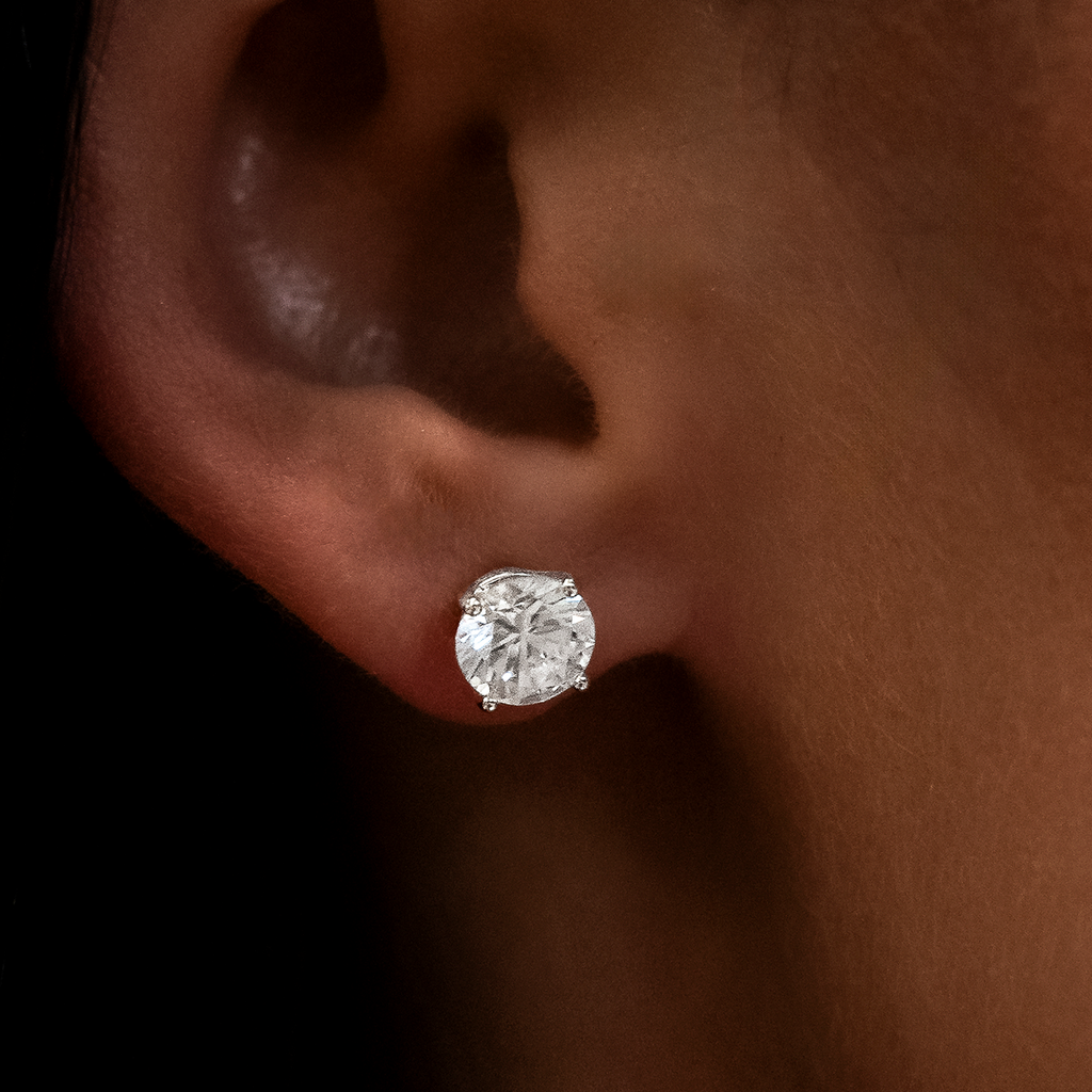 GLD 7mm Round Cut Diamond Stud Earrings in White Gold