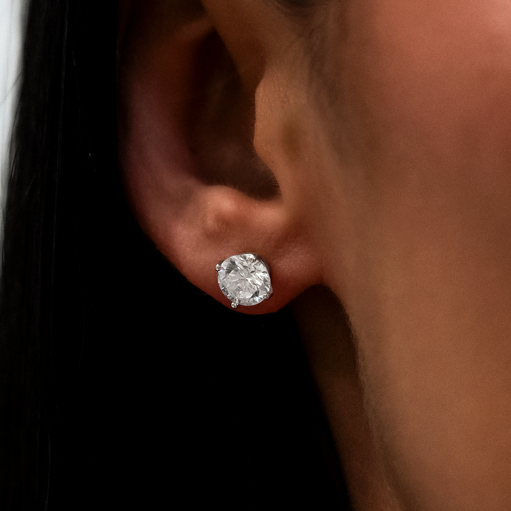 GLD 7mm Round Cut Diamond Stud Earrings in White Gold