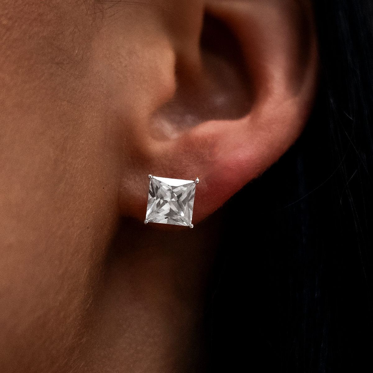 GLD 7mm Princess Cut Diamond Stud Earrings in White Gold