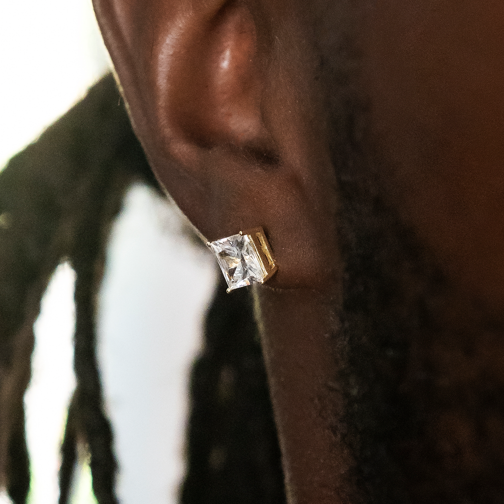 7mm Square Cut Diamond Stud Earrings in Yellow Gold