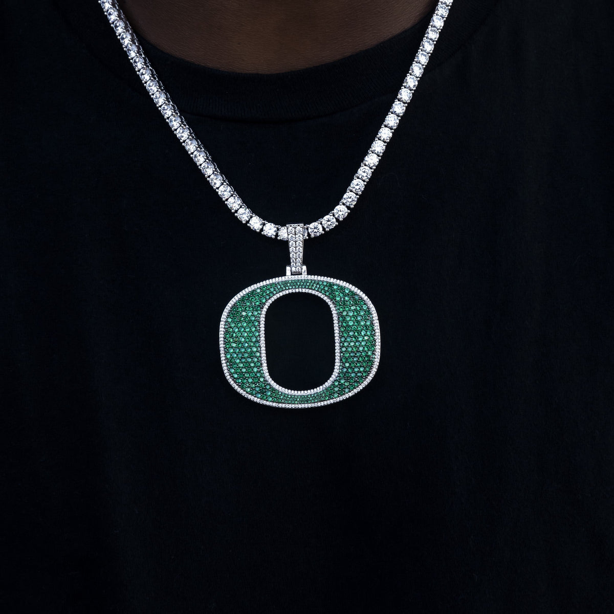 Large Oregon Ducks Official NCAA Logo Pendant