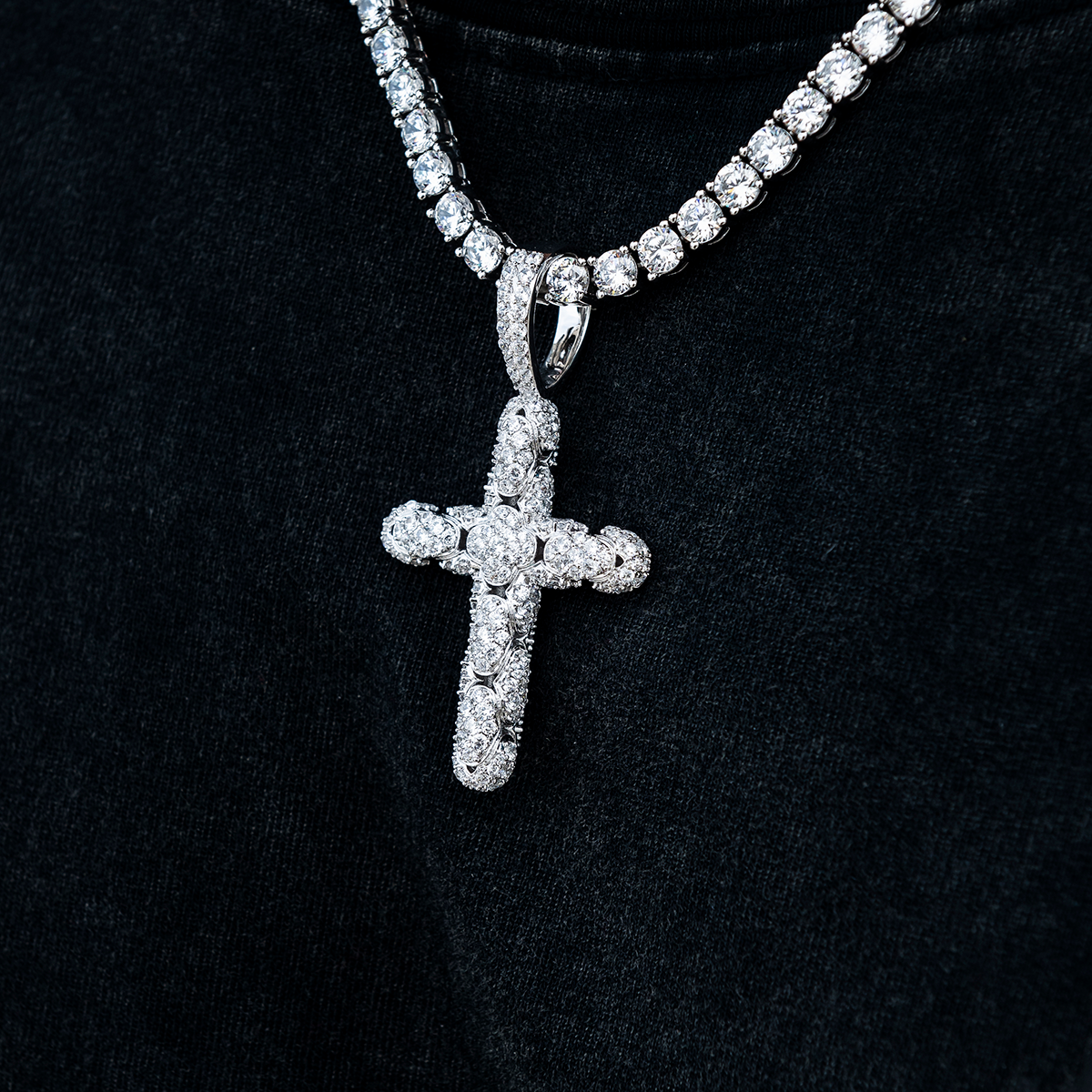 Diamond Pave Snake Link Cross Pendant in White Gold