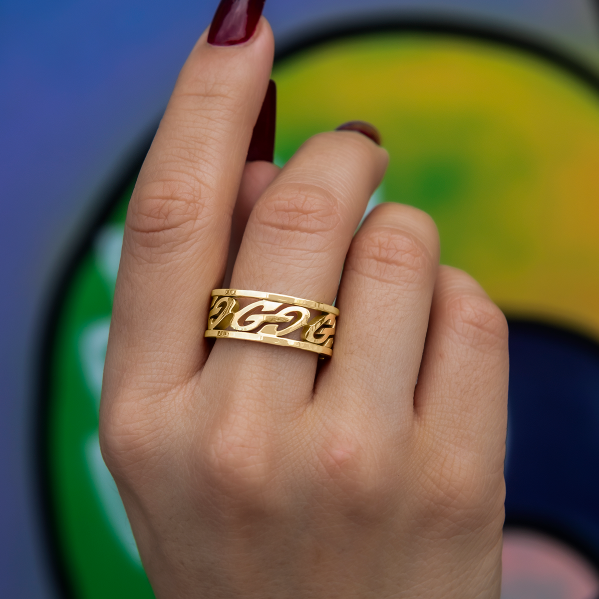 GG Logo Ring in Yellow Gold