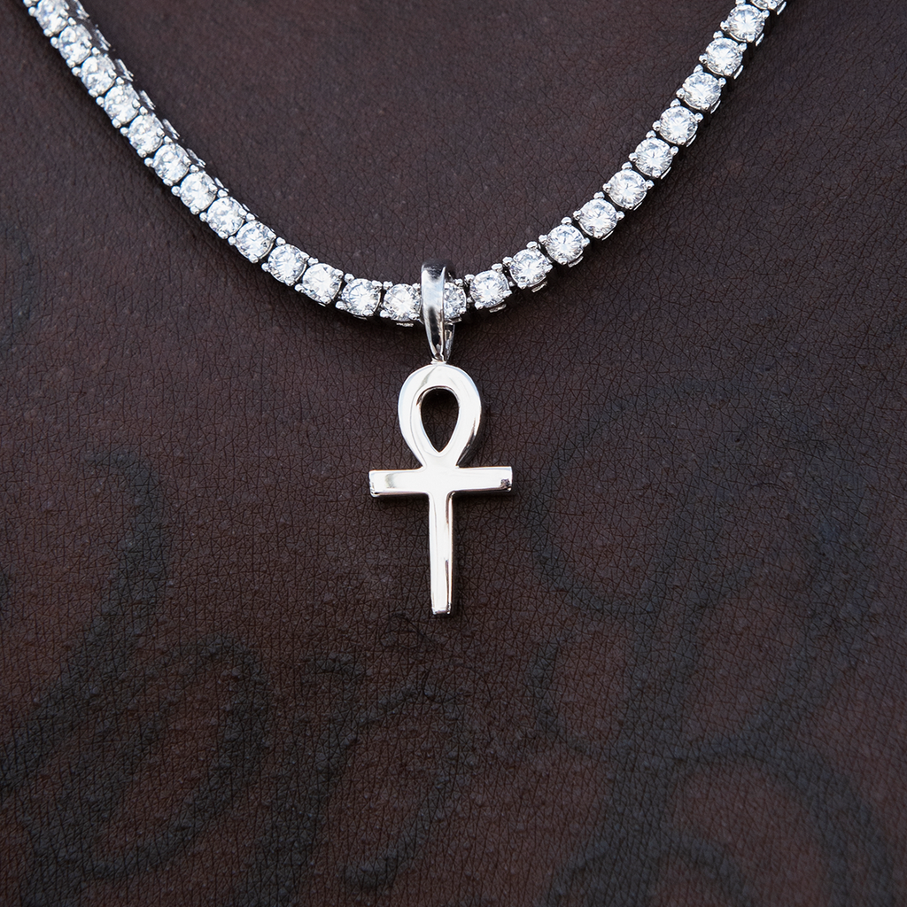 Micro Simple Ankh Cross Pendant in White Gold