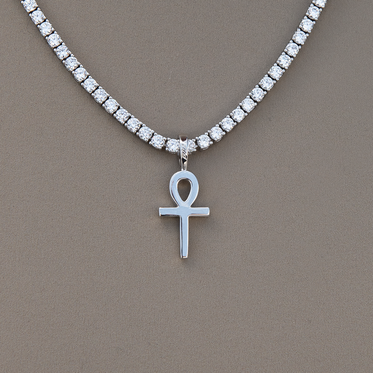 Micro Simple Ankh Cross Pendant in White Gold
