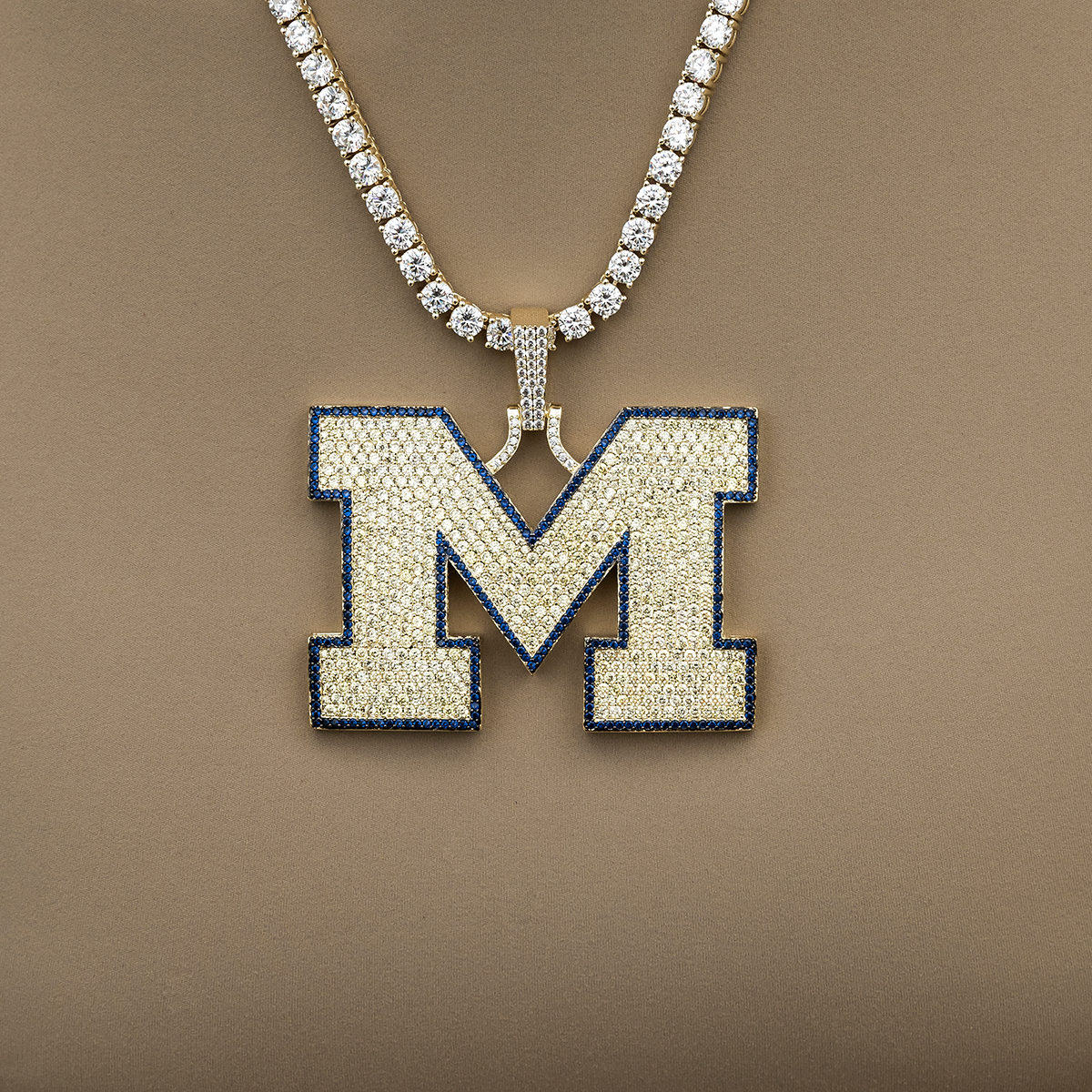 Large University of Michigan Wolverines Official NCAA Logo Pendant in Yellow Gold