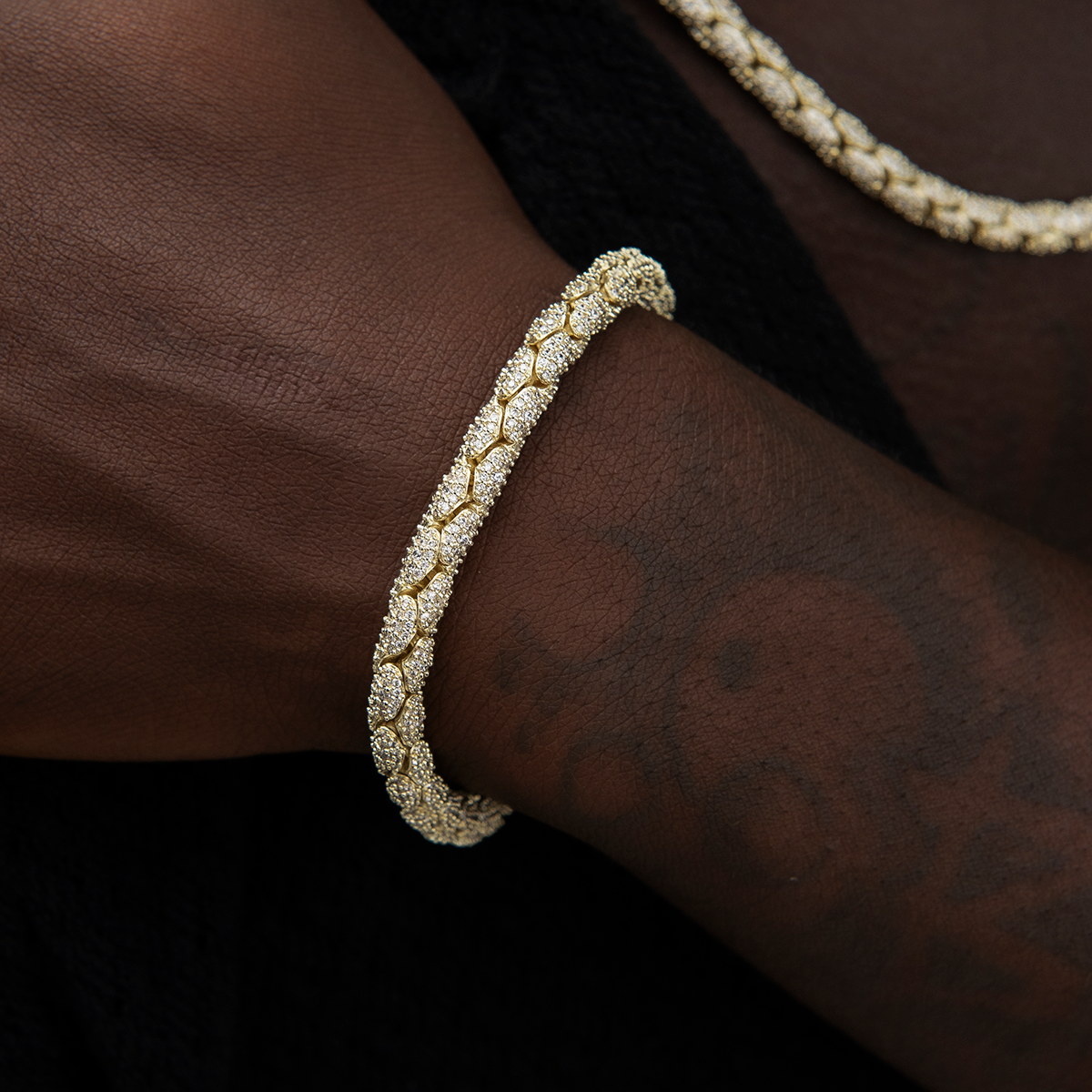 Diamond Pave Snake Link Bracelet in Yellow Gold-6mm