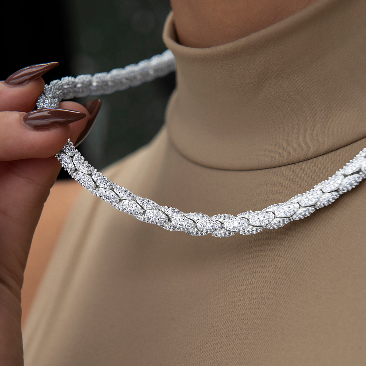 Diamond Pave Snake Link Necklace in White Gold-6mm