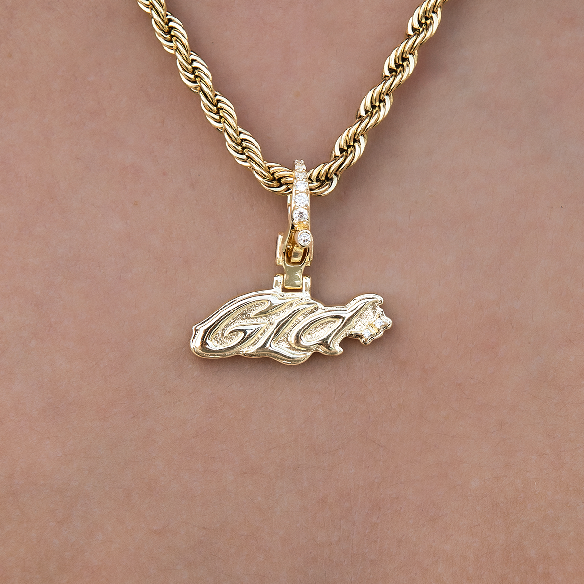 GLD Logo Clip On Charm Pendant in Yellow Gold