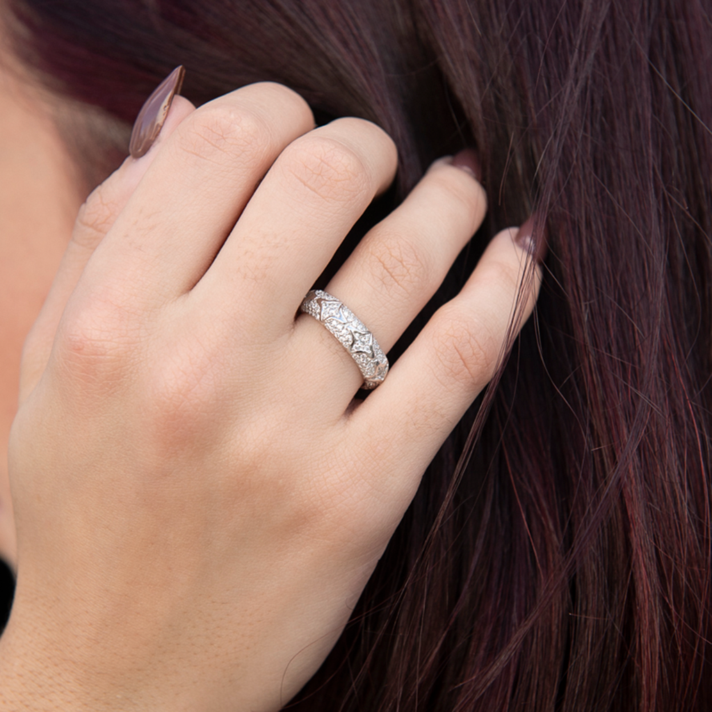 GLD Bezel Star Ring in White Gold Vermeil