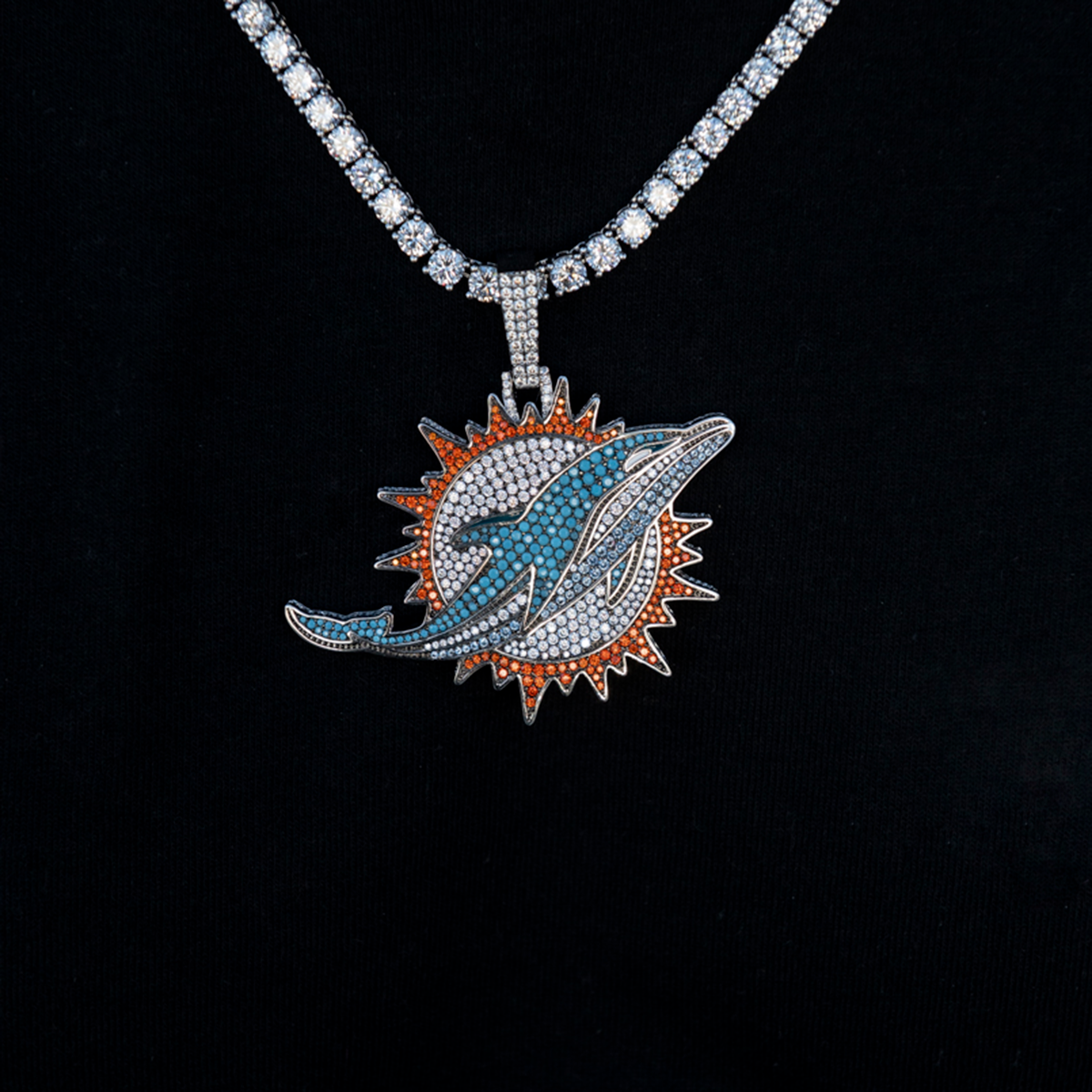 Large Miami Dolphins Logo Pendant - White Gold
