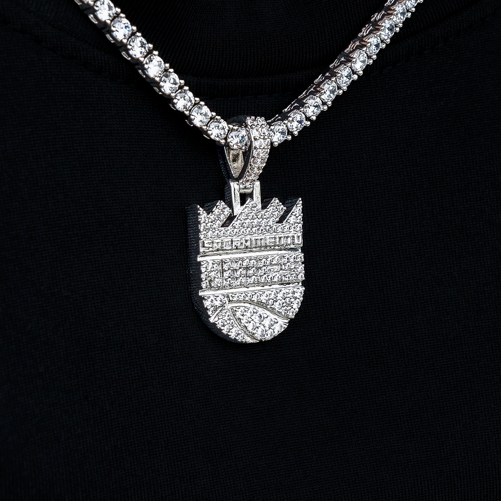 Sacramento Kings Official NBA Micro Logo Pendant in White Gold