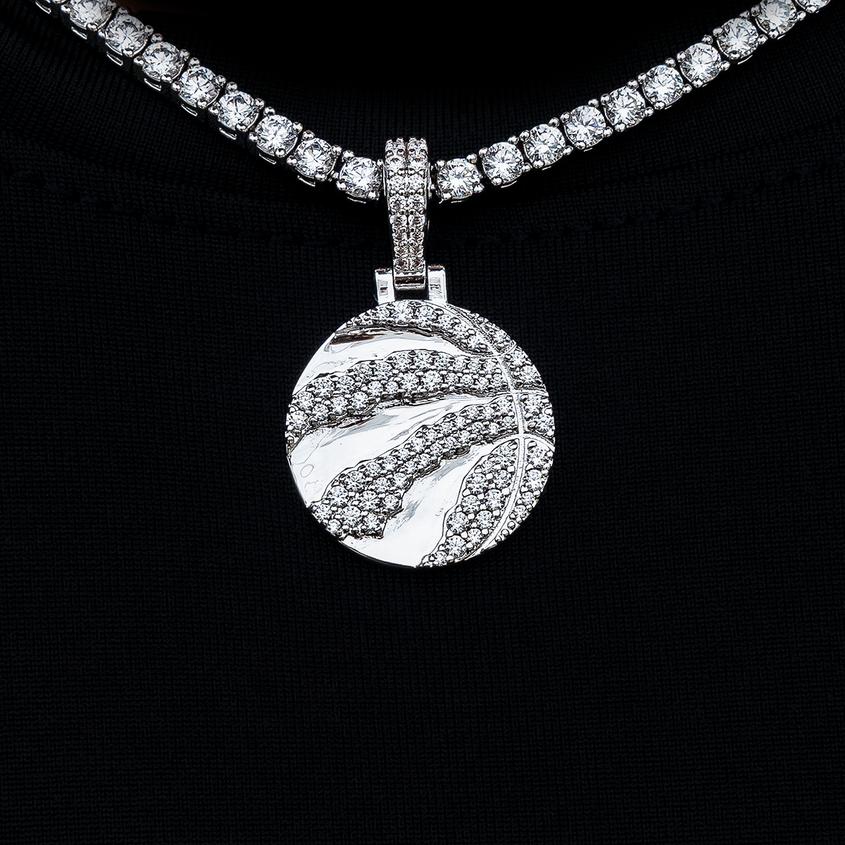 Toronto Raptors Official NBA Micro Logo Pendant in White Gold