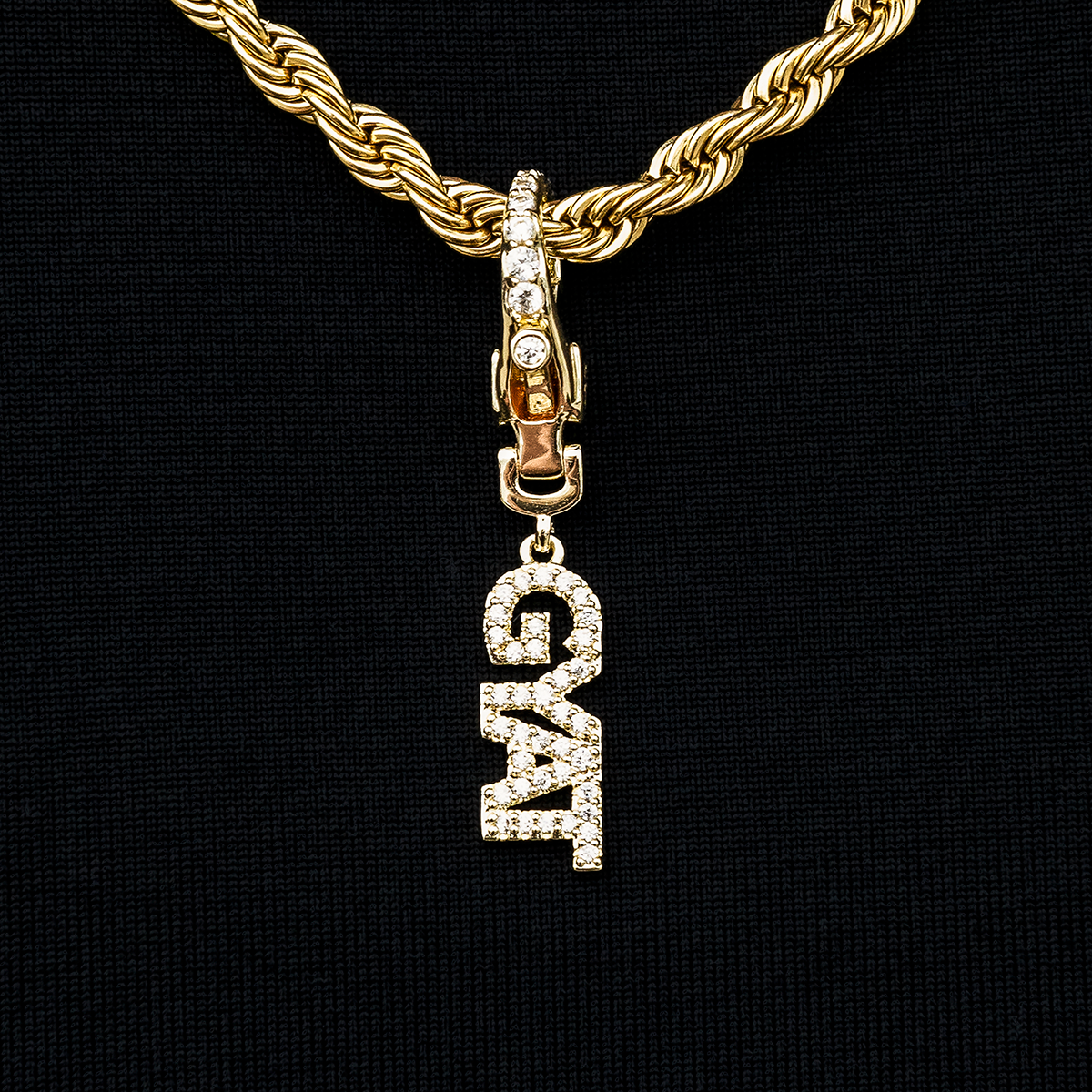 "Gyat" Clip On Pendant in Yellow Gold