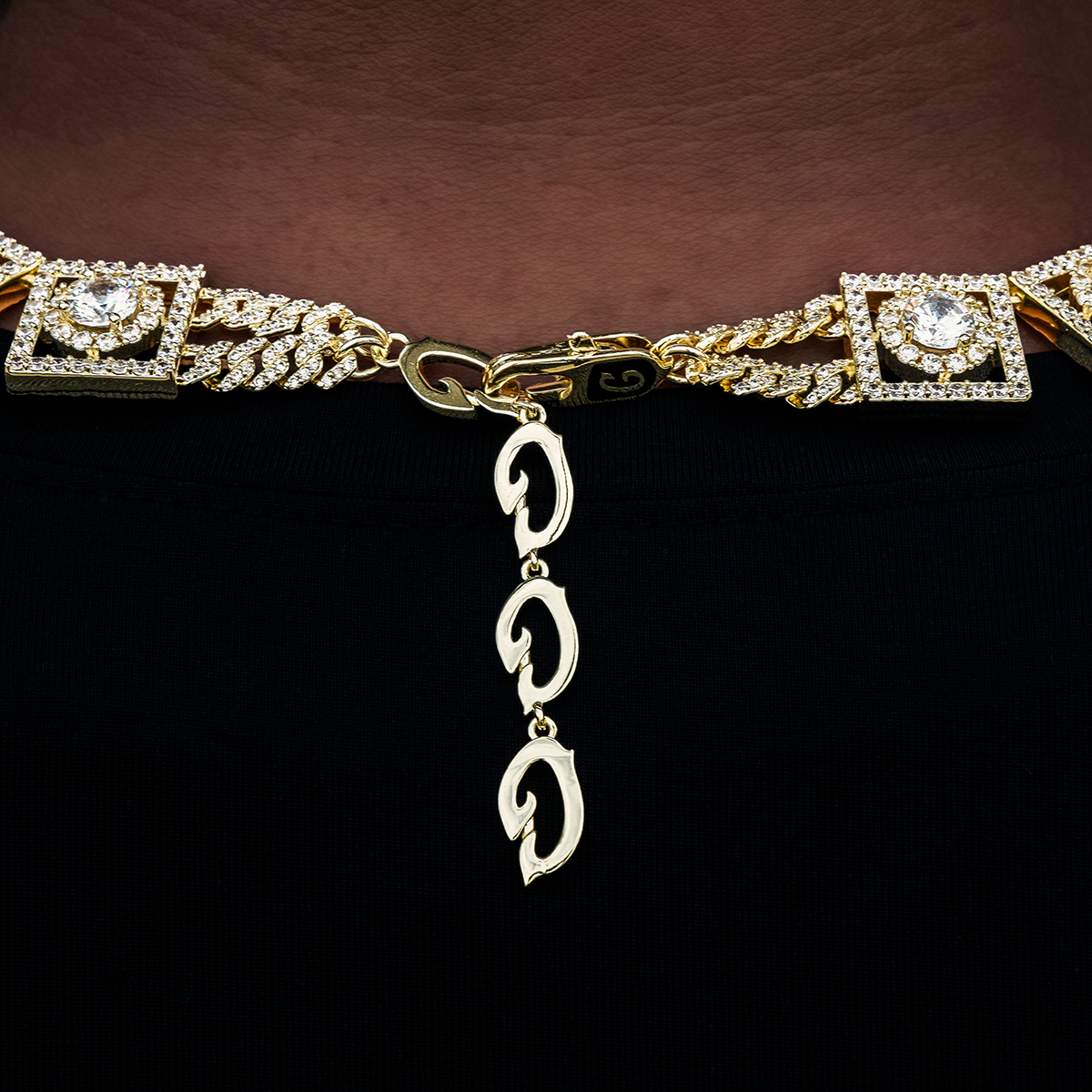 Layered Halo Diamond Link Chain in Yellow Gold