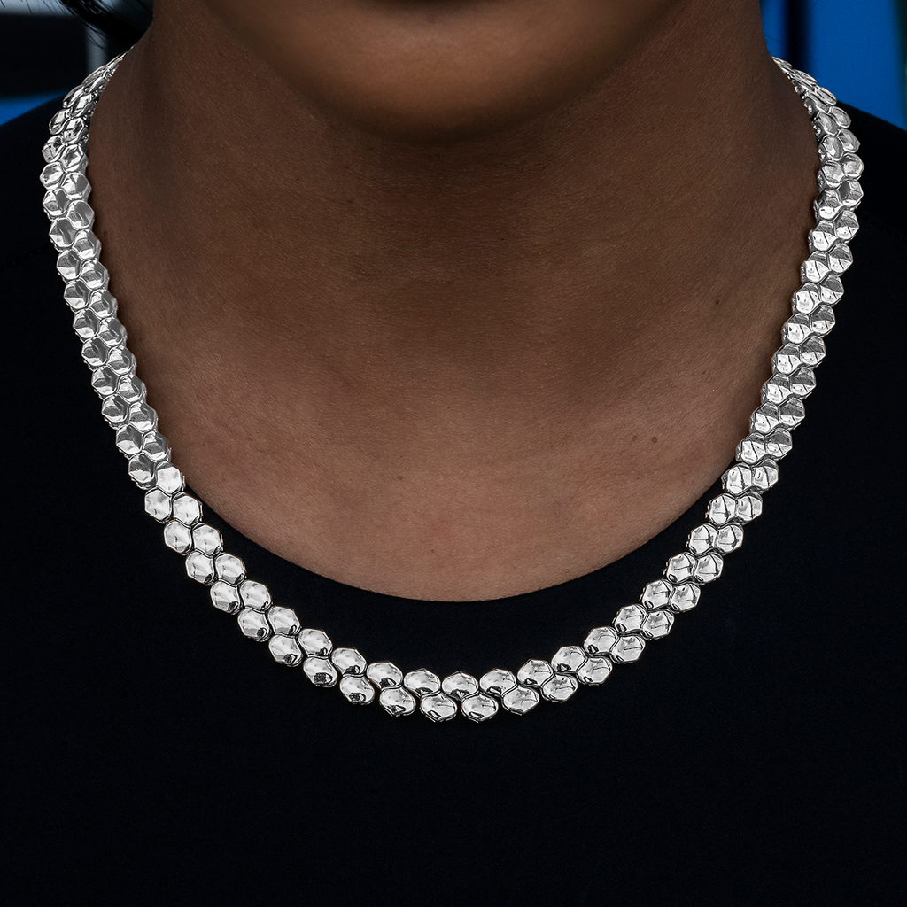 Flat Snake Link Necklace in White Gold-4mm