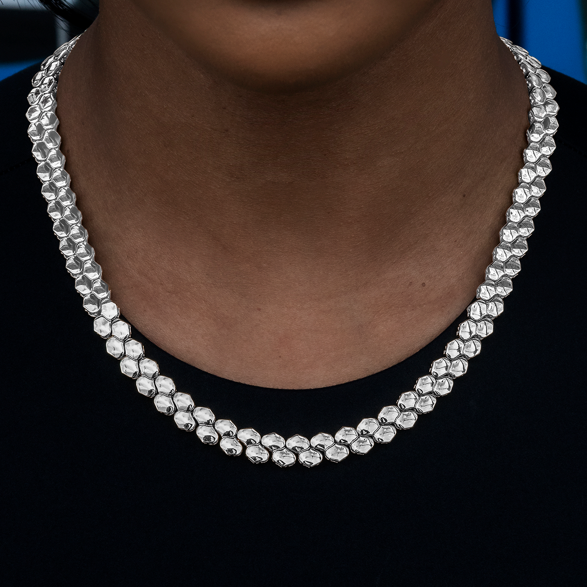 Flat Snake Link Necklace in White Gold-4mm