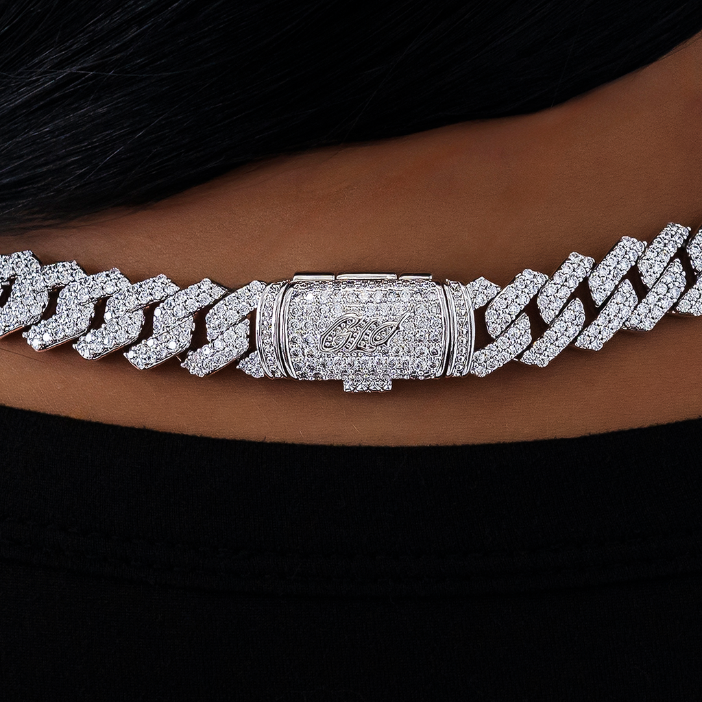 Diamond Prong Link Necklace in White Gold - 12mm