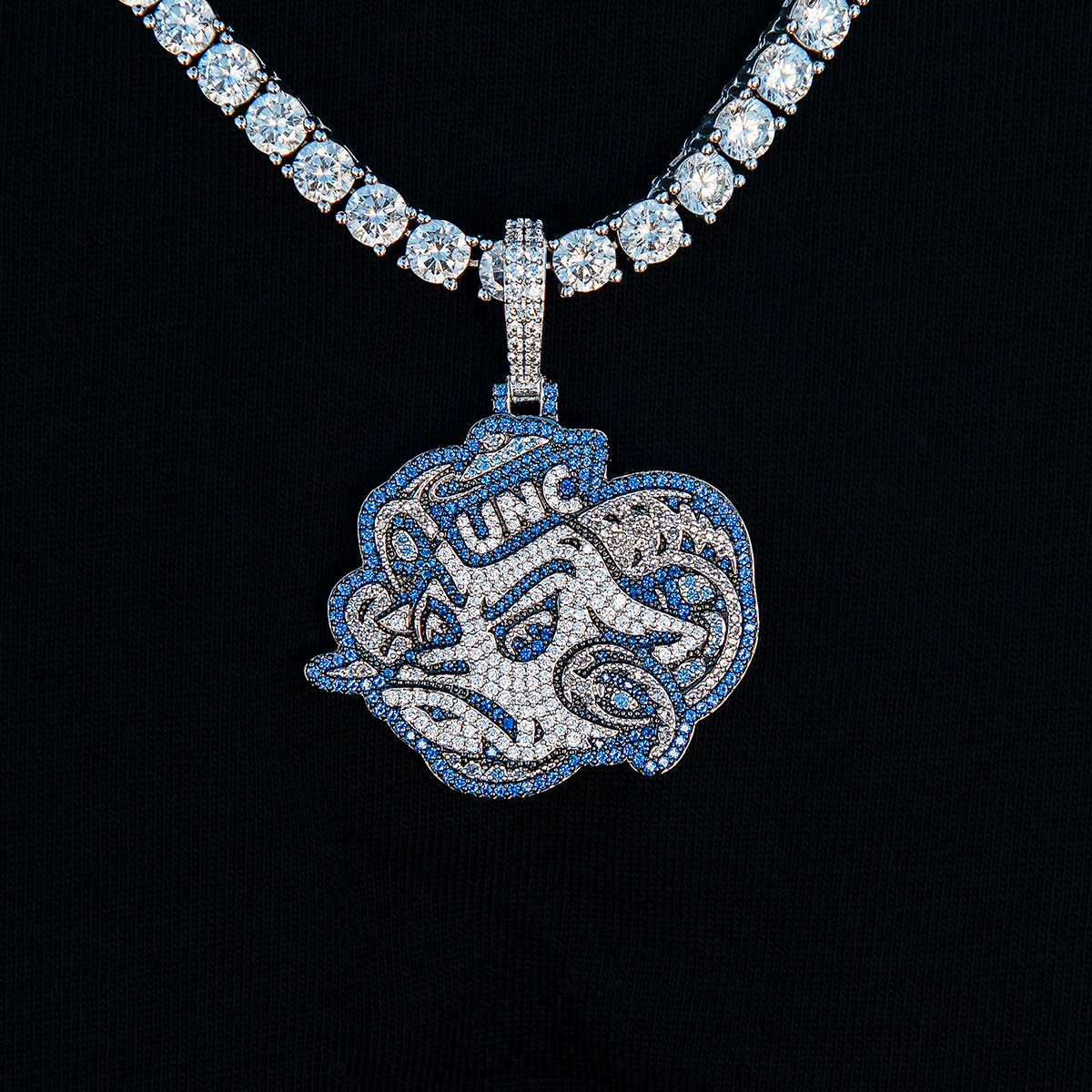 North Carolina Tar Heels Mascot in White Gold