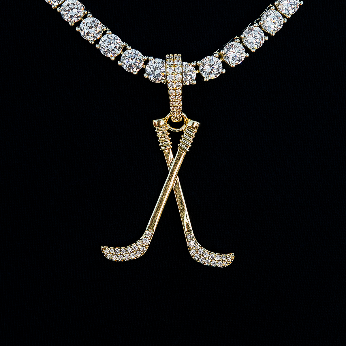 Iced Hockey Sticks Pendant in Yellow Gold