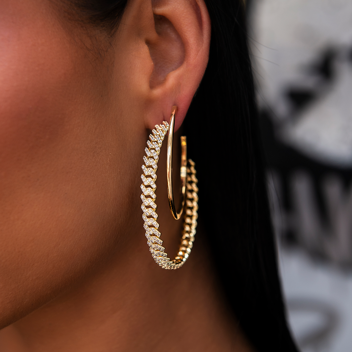 Diamond Prong + Plain Hoop Earring Bundle in Yellow Gold