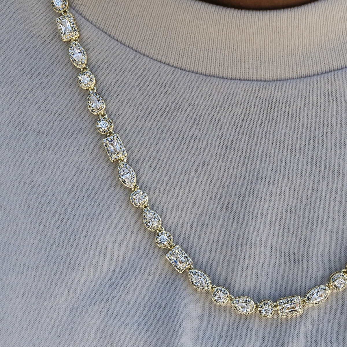 Mixed Diamond Pave Chain in Yellow Gold