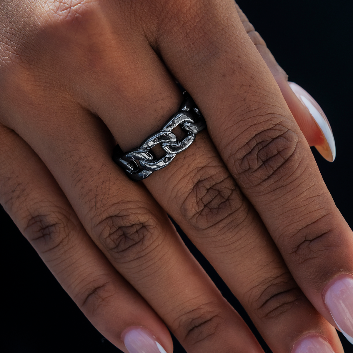 Cuban Band Ring in Matte Black