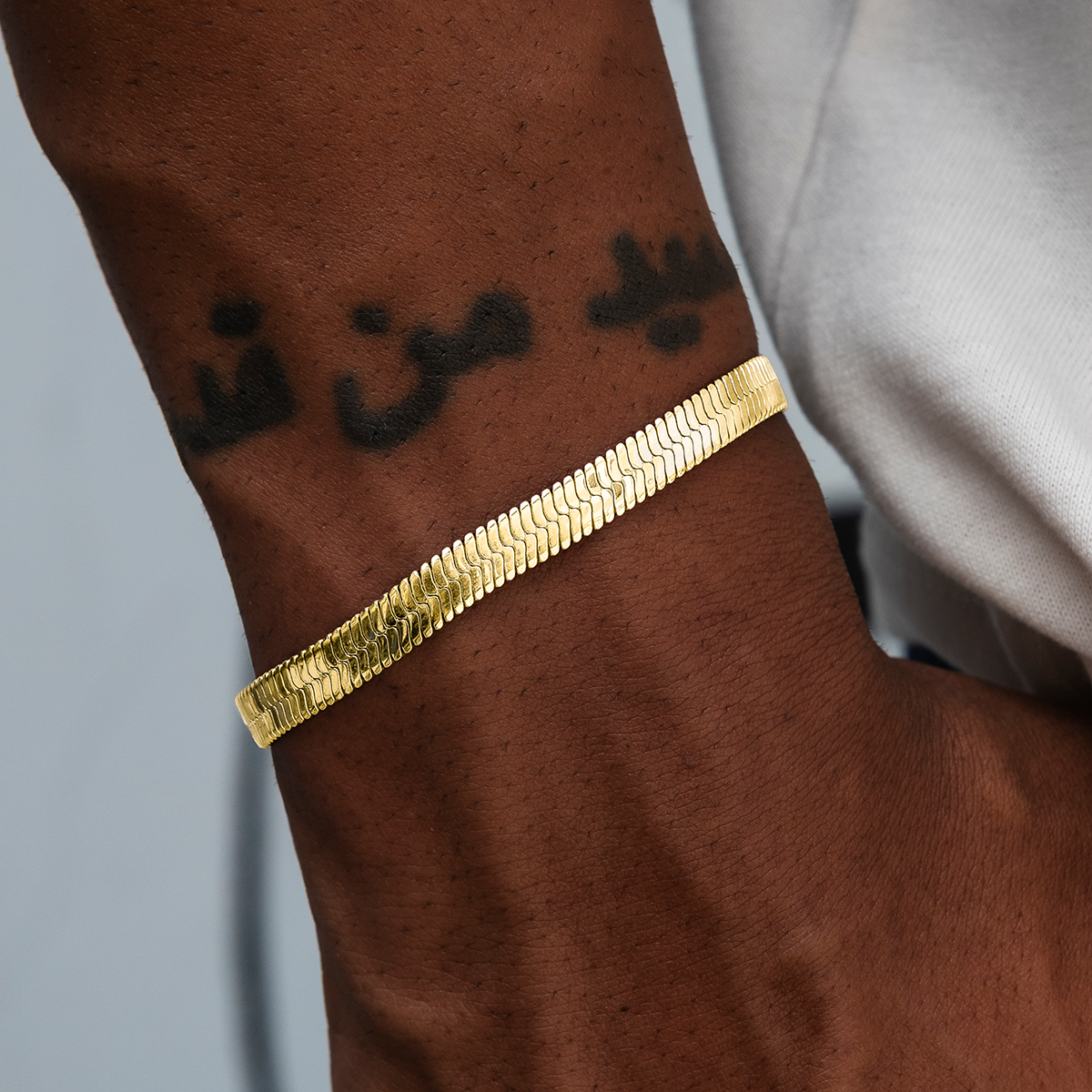 Herringbone Bracelet in Yellow Gold- 8mm