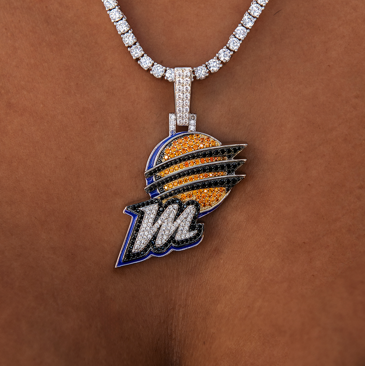 Phoenix Mercury Official WNBA Logo Pendant in White Gold