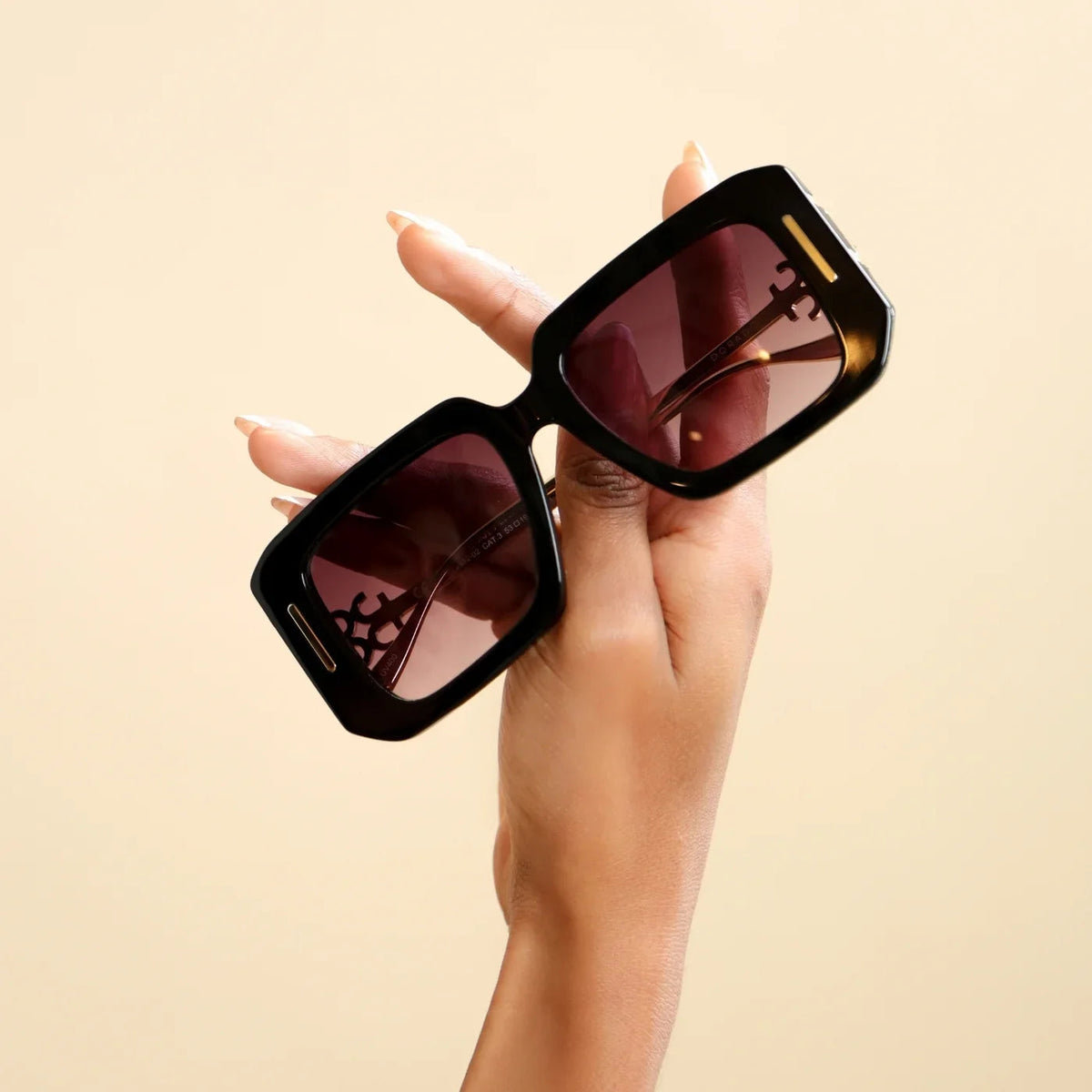 Icona Gradient Sunglasses with Gold