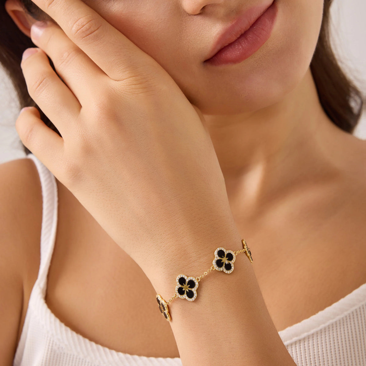 Iced Black Ventura Clover Bracelet