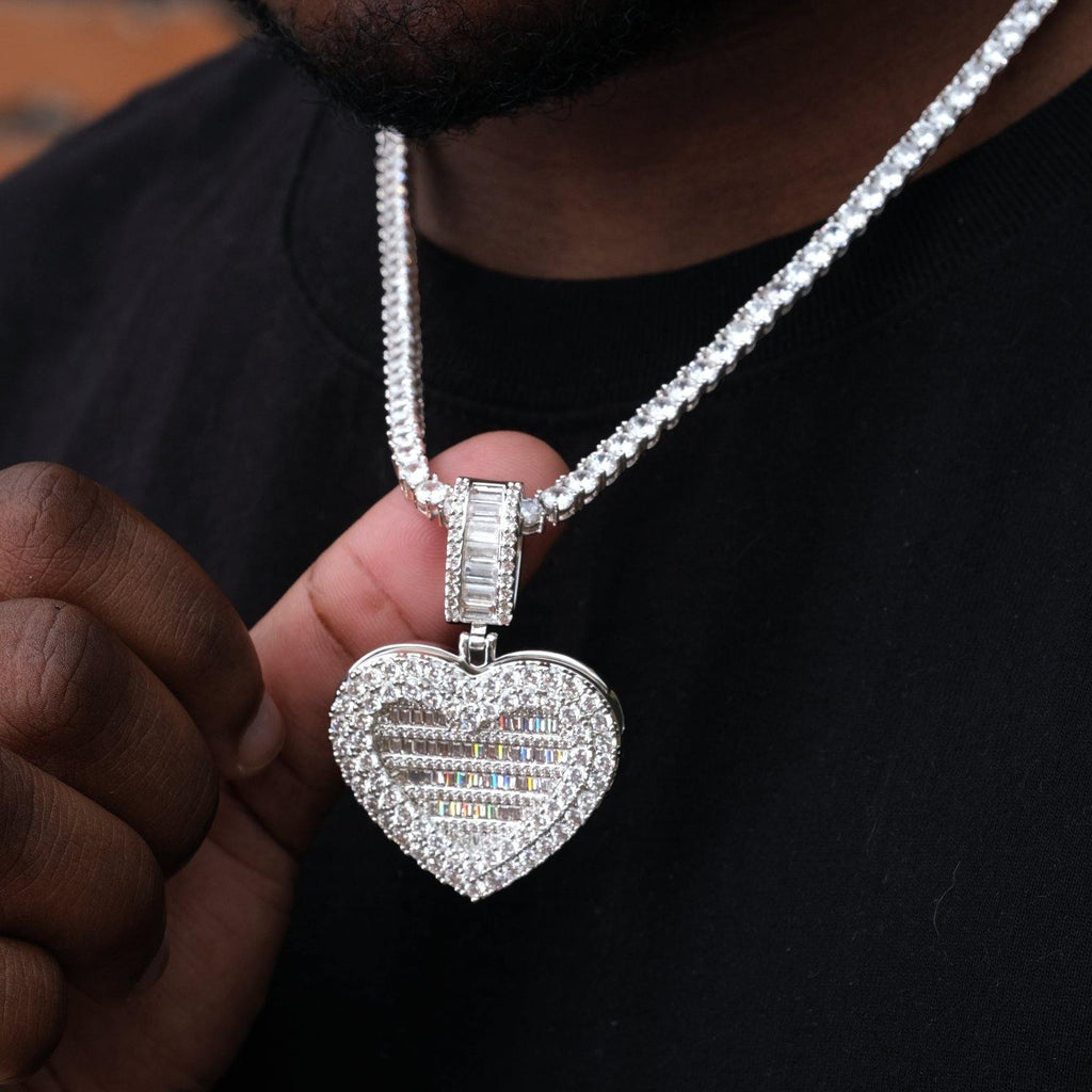 CUSTOM PICTURE PENDANT STYLE-8