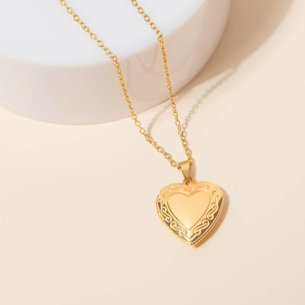 Kids Locket Necklace Photo Pendant