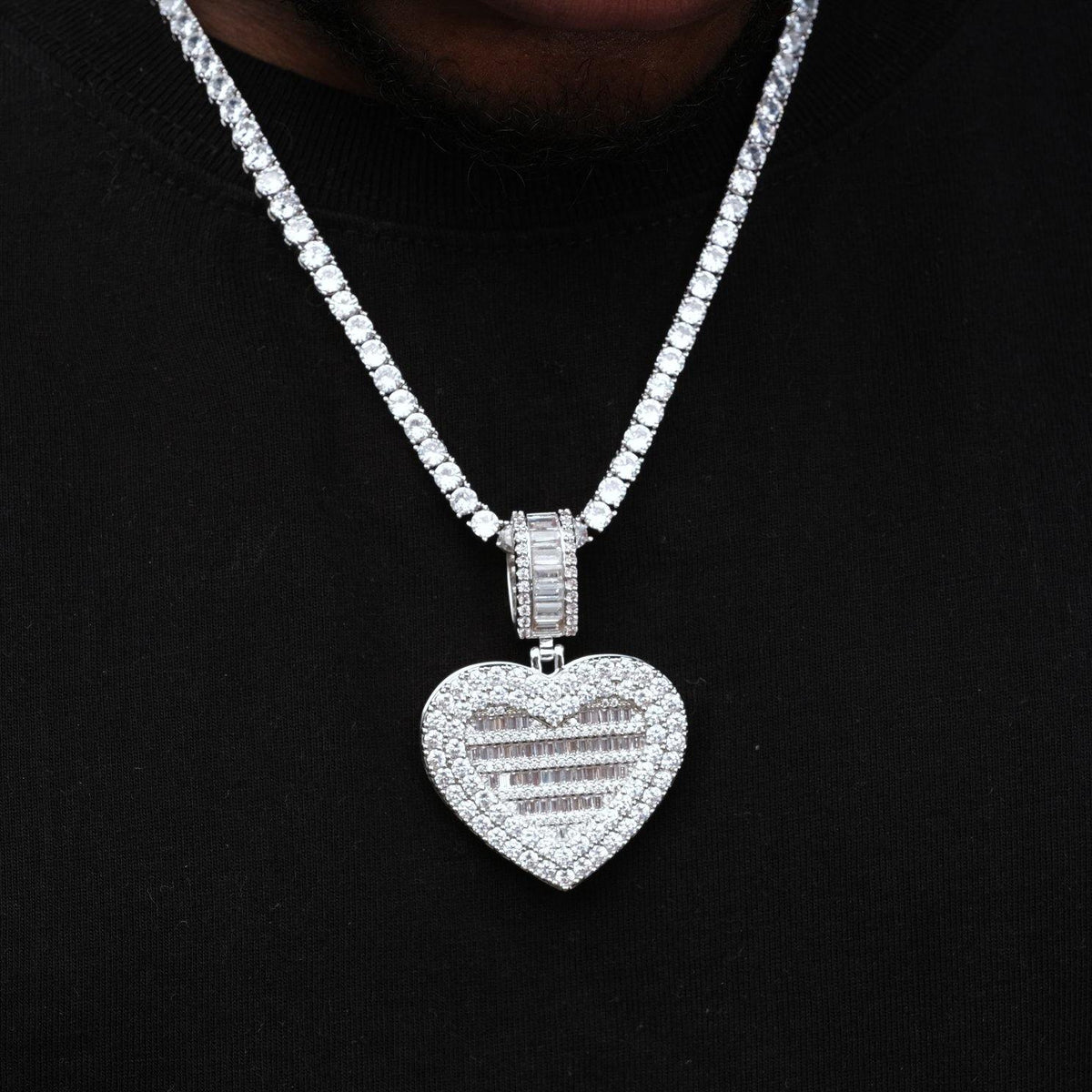 CUSTOM PICTURE PENDANT STYLE-8