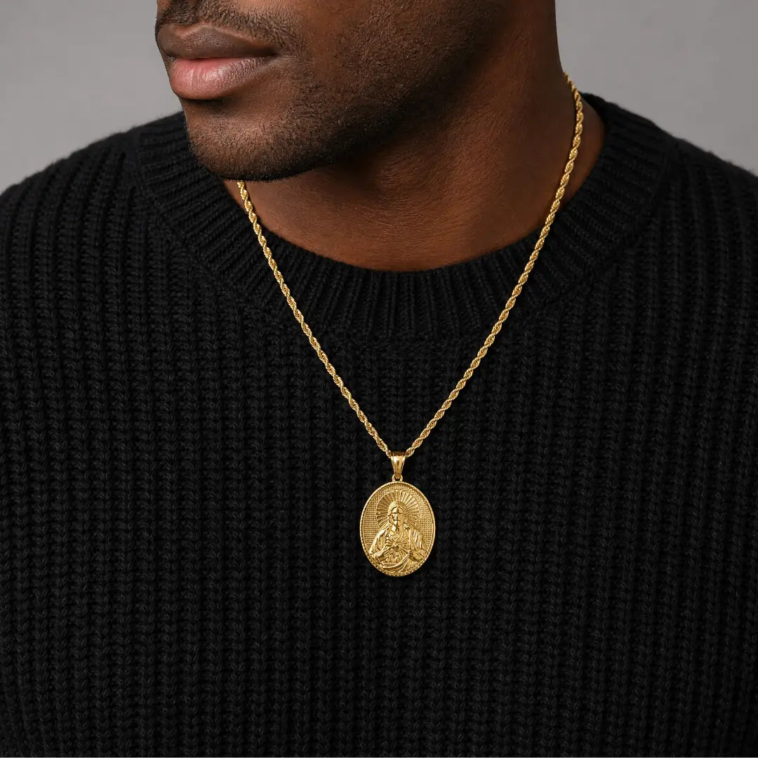 Jesus Sacred Heart Pendant (Gold)