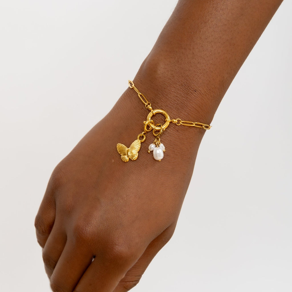 Pearl Cluster Charm