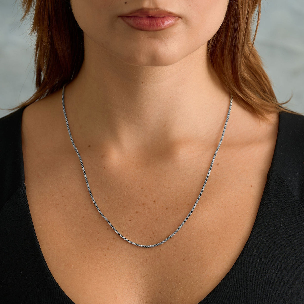 Micro Box Necklace in White Gold - 1.5mm