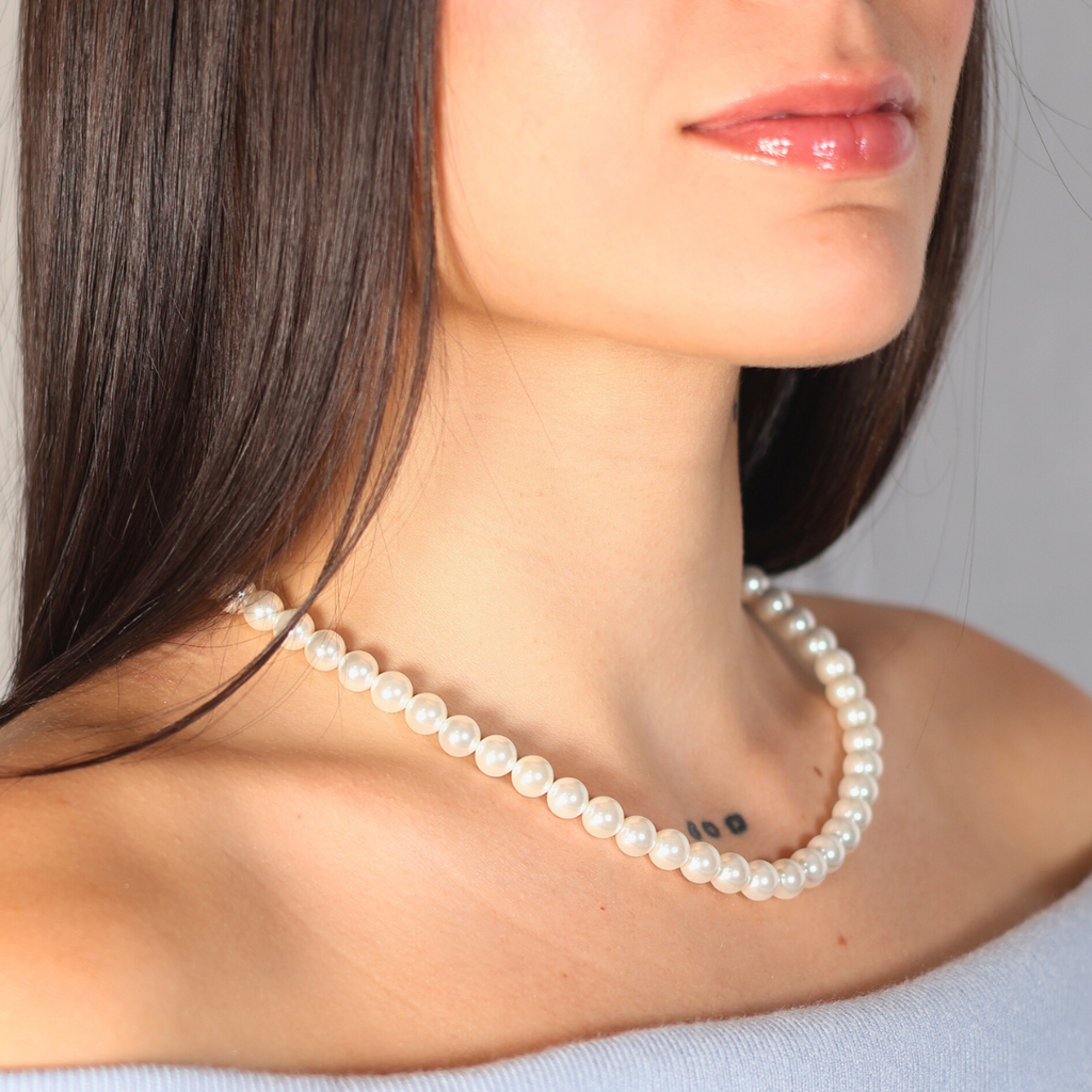 Women's Pearl Necklace - 8mm